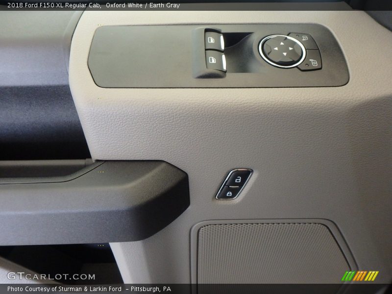 Oxford White / Earth Gray 2018 Ford F150 XL Regular Cab