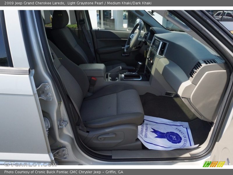 Light Graystone Pearl / Medium Khaki/Dark Khaki 2009 Jeep Grand Cherokee Laredo