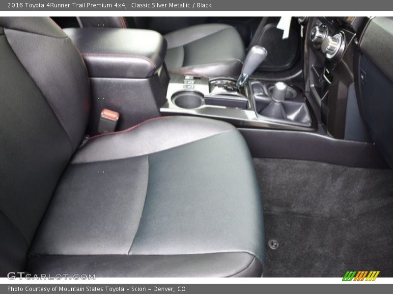 Classic Silver Metallic / Black 2016 Toyota 4Runner Trail Premium 4x4