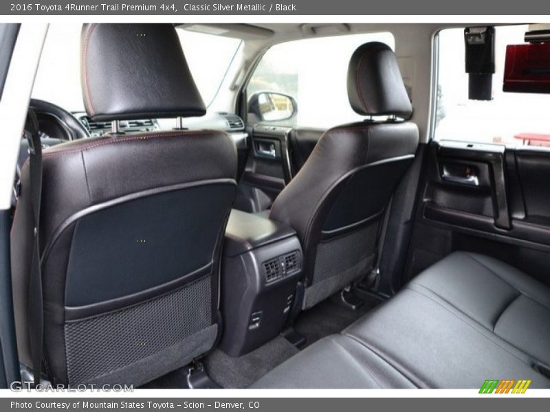 Classic Silver Metallic / Black 2016 Toyota 4Runner Trail Premium 4x4