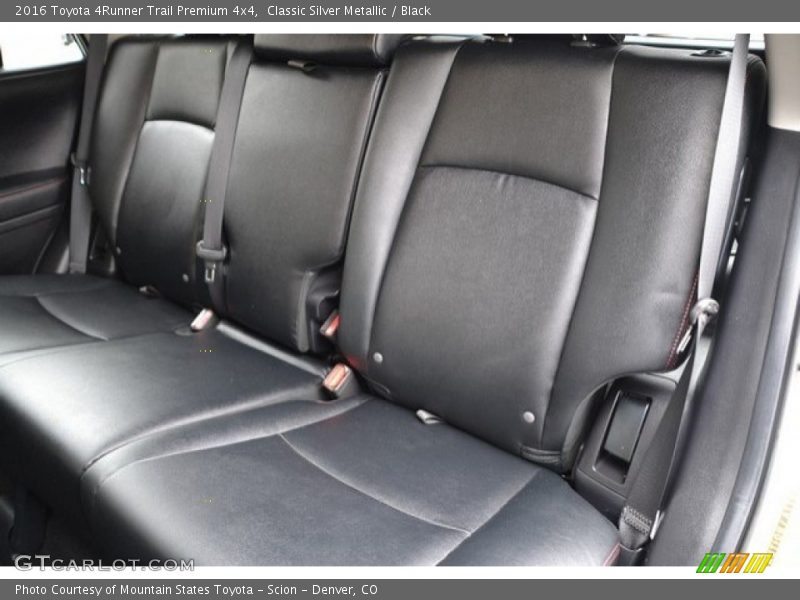 Classic Silver Metallic / Black 2016 Toyota 4Runner Trail Premium 4x4