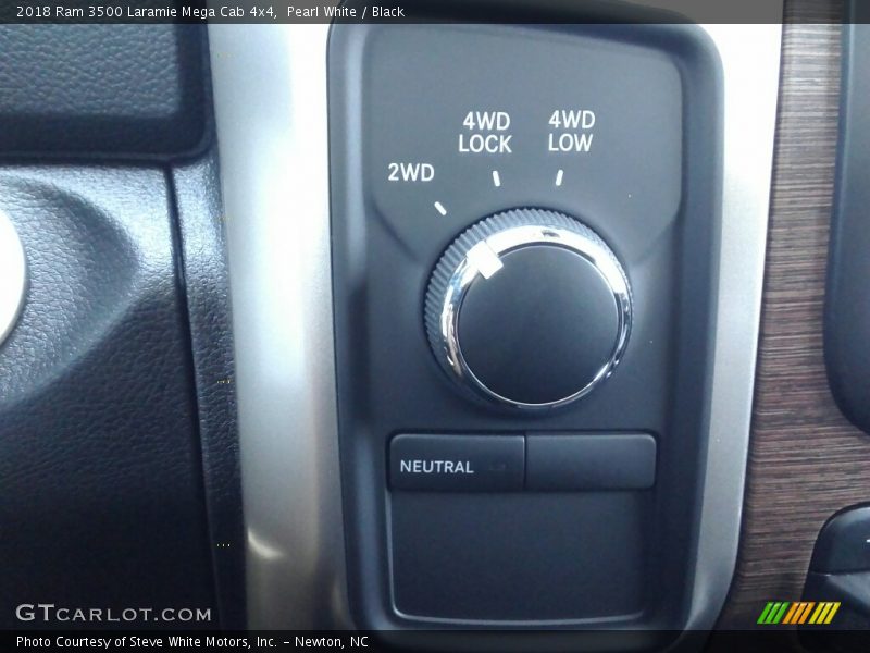 Controls of 2018 3500 Laramie Mega Cab 4x4