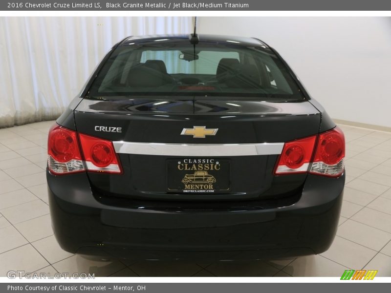 Black Granite Metallic / Jet Black/Medium Titanium 2016 Chevrolet Cruze Limited LS