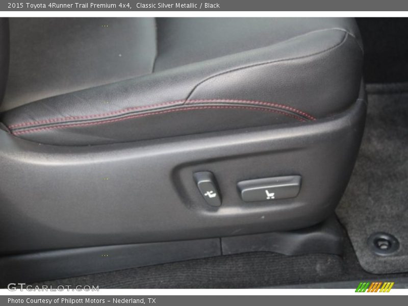 Classic Silver Metallic / Black 2015 Toyota 4Runner Trail Premium 4x4