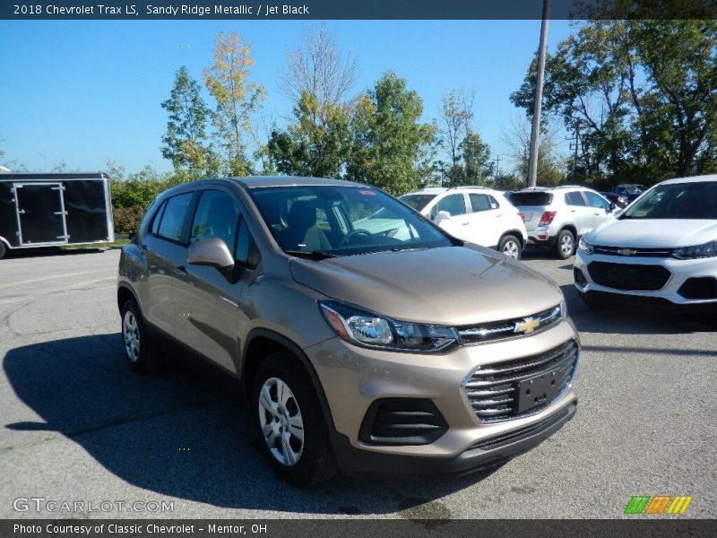 Sandy Ridge Metallic / Jet Black 2018 Chevrolet Trax LS