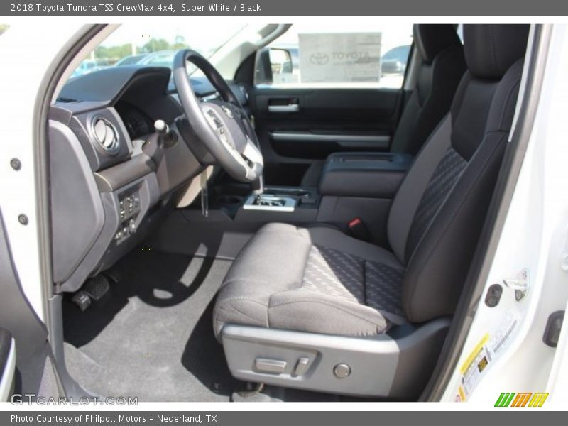 Super White / Black 2018 Toyota Tundra TSS CrewMax 4x4