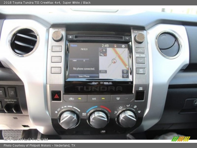Super White / Black 2018 Toyota Tundra TSS CrewMax 4x4