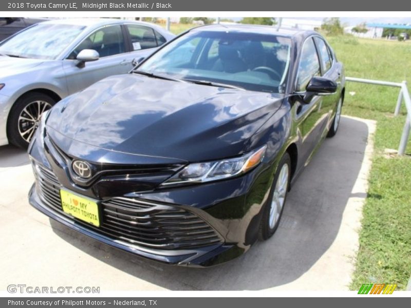 Midnight Black Metallic / Black 2018 Toyota Camry LE