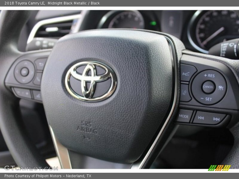 Midnight Black Metallic / Black 2018 Toyota Camry LE