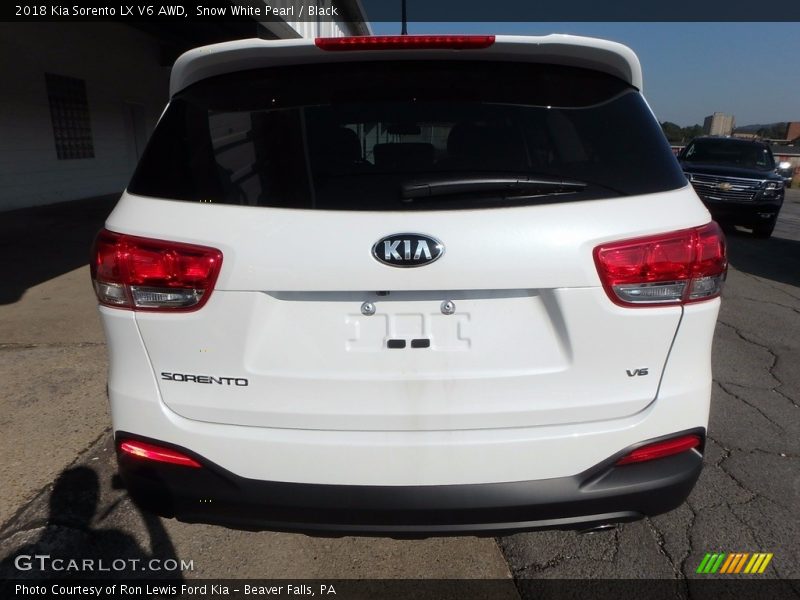 Snow White Pearl / Black 2018 Kia Sorento LX V6 AWD