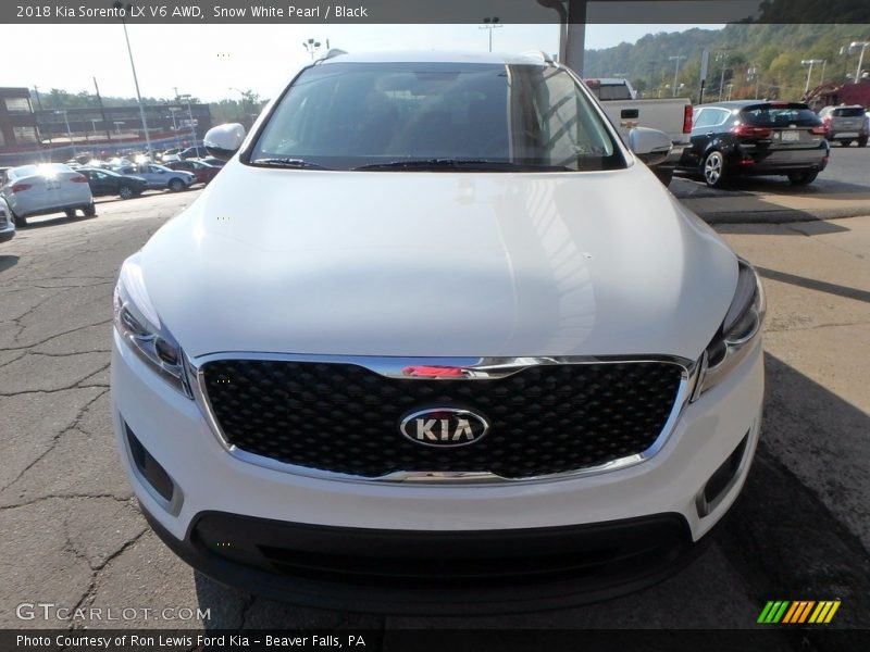 Snow White Pearl / Black 2018 Kia Sorento LX V6 AWD