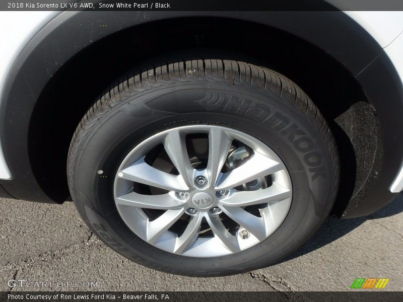 Snow White Pearl / Black 2018 Kia Sorento LX V6 AWD