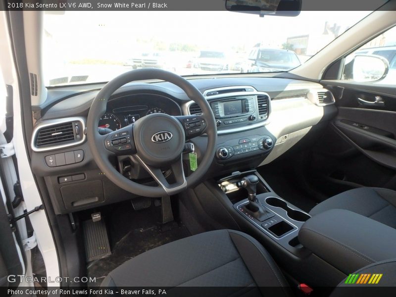 Snow White Pearl / Black 2018 Kia Sorento LX V6 AWD
