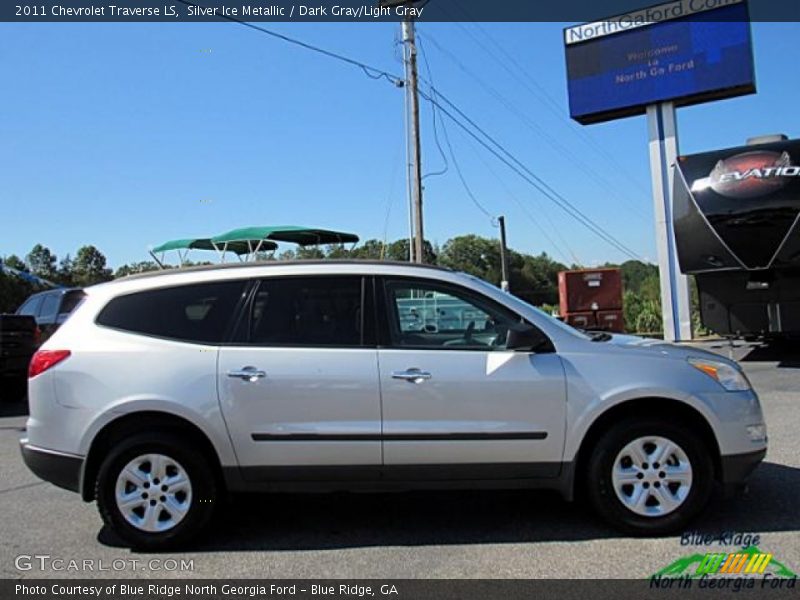 Silver Ice Metallic / Dark Gray/Light Gray 2011 Chevrolet Traverse LS