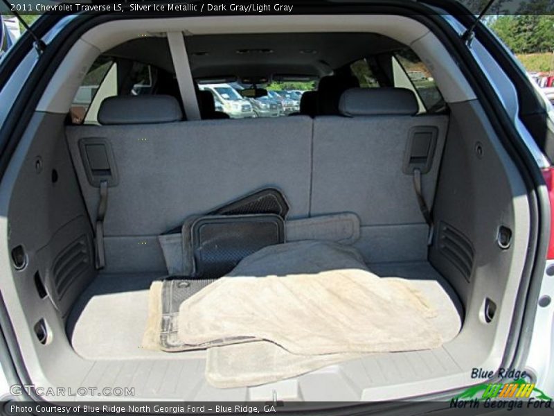 Silver Ice Metallic / Dark Gray/Light Gray 2011 Chevrolet Traverse LS