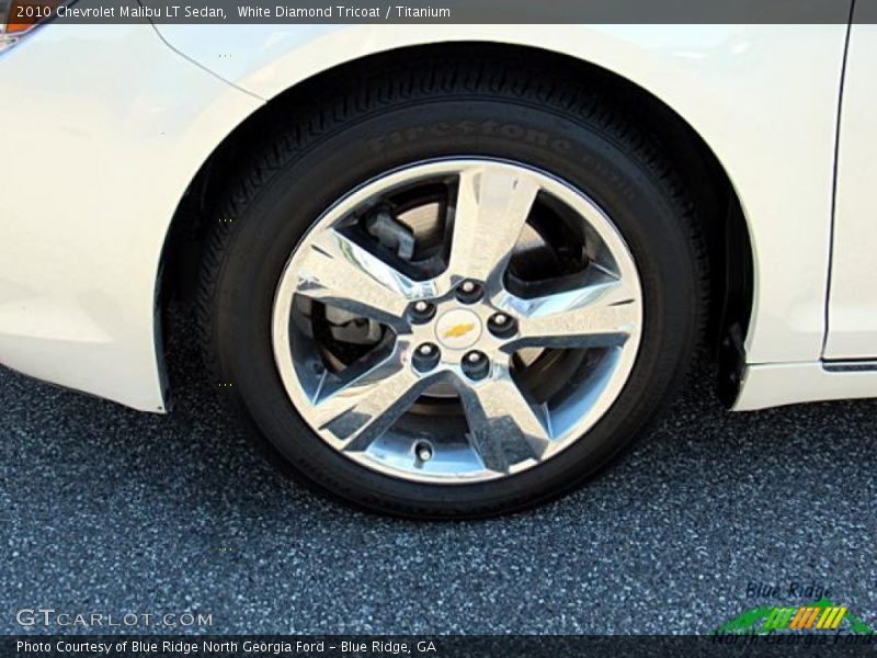 White Diamond Tricoat / Titanium 2010 Chevrolet Malibu LT Sedan