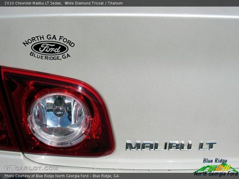 White Diamond Tricoat / Titanium 2010 Chevrolet Malibu LT Sedan