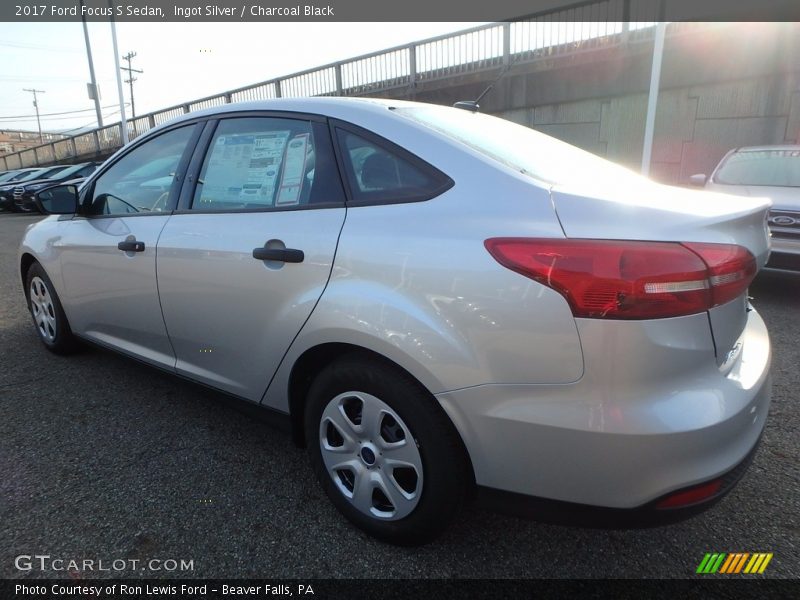 Ingot Silver / Charcoal Black 2017 Ford Focus S Sedan