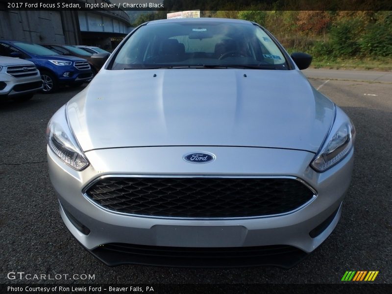 Ingot Silver / Charcoal Black 2017 Ford Focus S Sedan