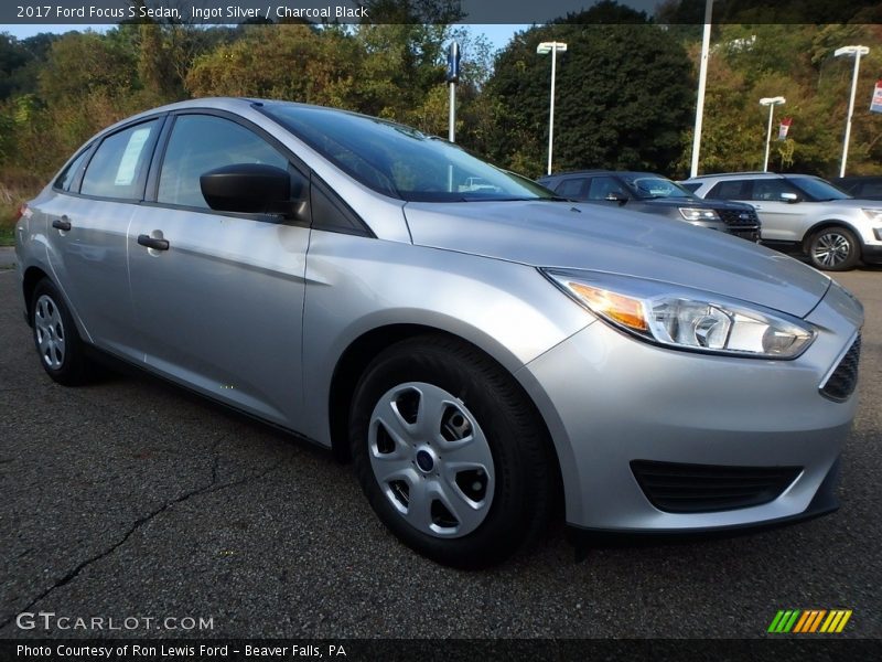 Ingot Silver / Charcoal Black 2017 Ford Focus S Sedan