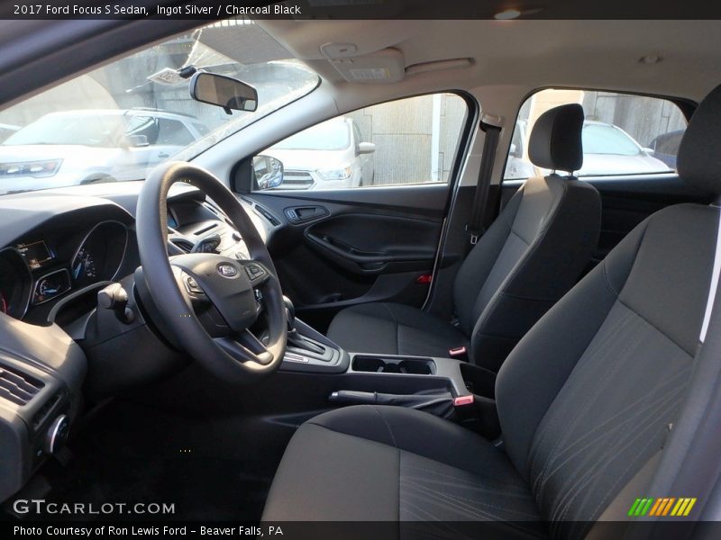 Ingot Silver / Charcoal Black 2017 Ford Focus S Sedan