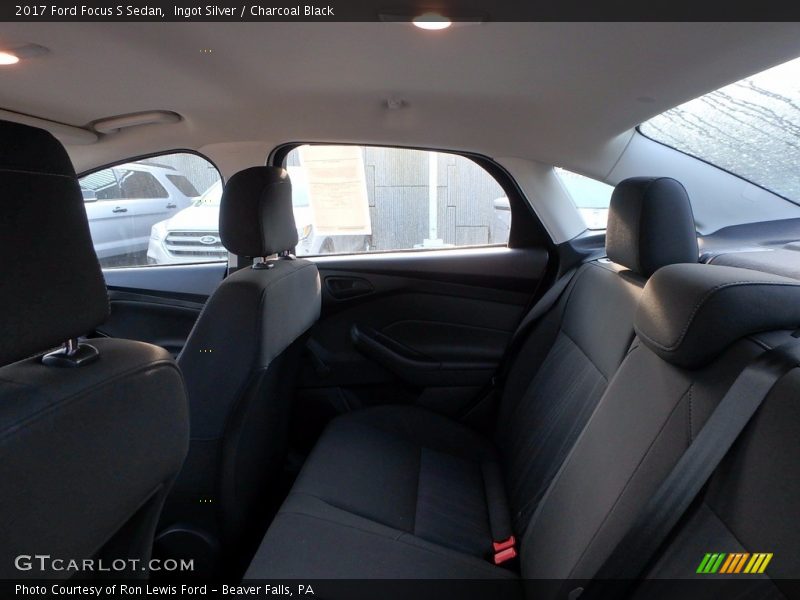 Ingot Silver / Charcoal Black 2017 Ford Focus S Sedan
