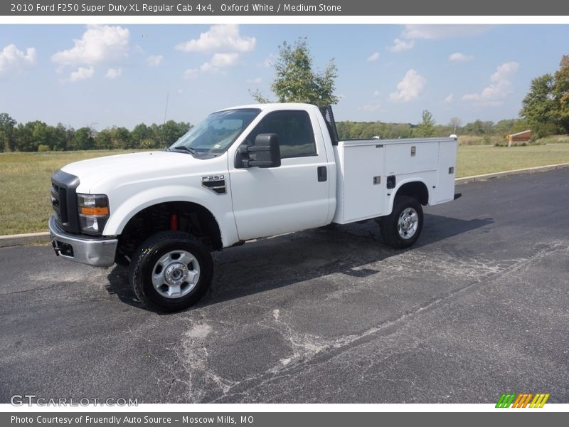 Oxford White / Medium Stone 2010 Ford F250 Super Duty XL Regular Cab 4x4