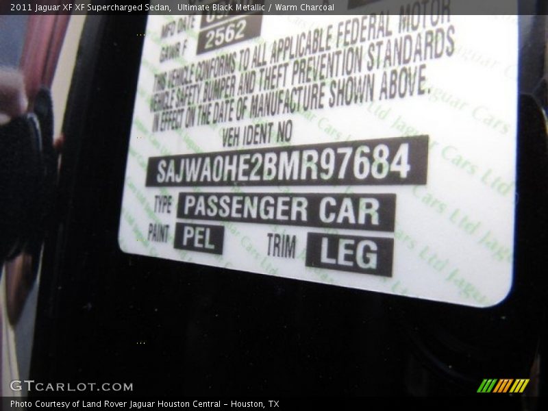 Ultimate Black Metallic / Warm Charcoal 2011 Jaguar XF XF Supercharged Sedan