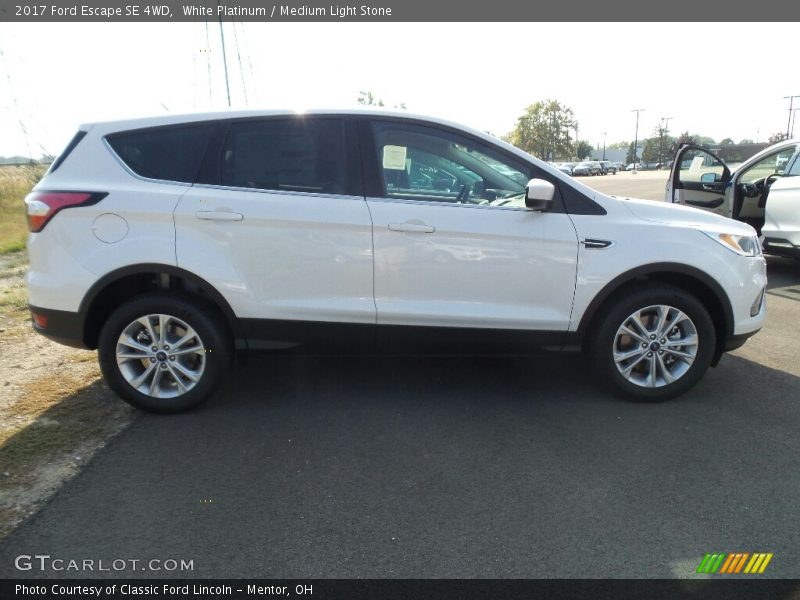 White Platinum / Medium Light Stone 2017 Ford Escape SE 4WD