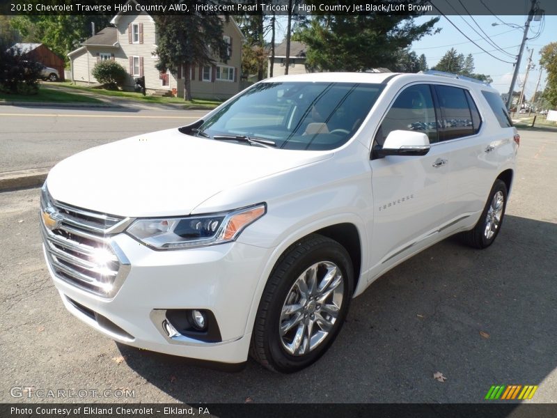 Front 3/4 View of 2018 Traverse High Country AWD