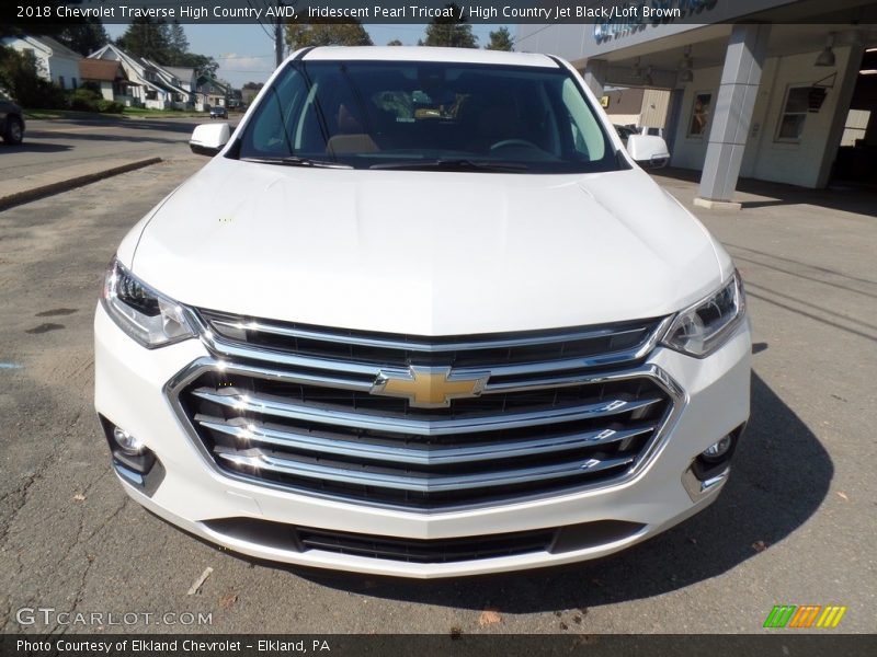 Iridescent Pearl Tricoat / High Country Jet Black/Loft Brown 2018 Chevrolet Traverse High Country AWD