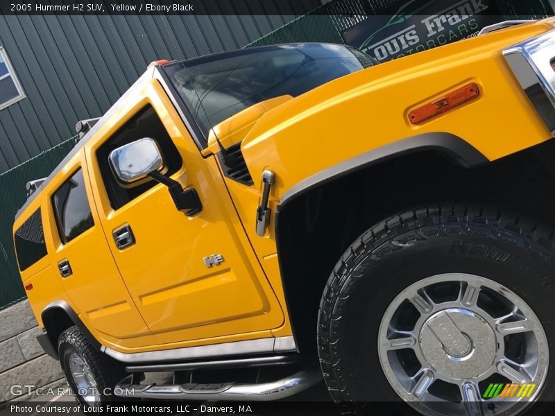Yellow / Ebony Black 2005 Hummer H2 SUV
