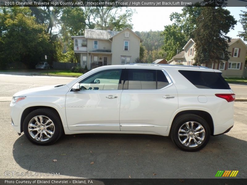 Iridescent Pearl Tricoat / High Country Jet Black/Loft Brown 2018 Chevrolet Traverse High Country AWD