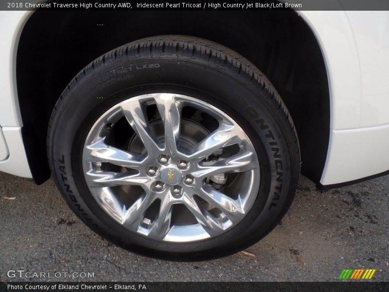 Iridescent Pearl Tricoat / High Country Jet Black/Loft Brown 2018 Chevrolet Traverse High Country AWD