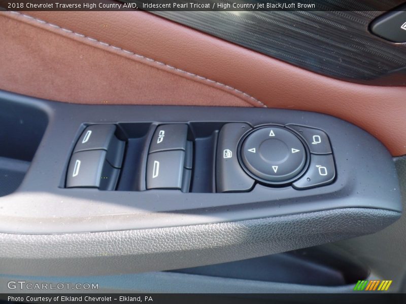 Iridescent Pearl Tricoat / High Country Jet Black/Loft Brown 2018 Chevrolet Traverse High Country AWD