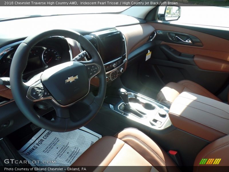 Iridescent Pearl Tricoat / High Country Jet Black/Loft Brown 2018 Chevrolet Traverse High Country AWD