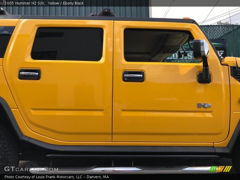 Yellow / Ebony Black 2005 Hummer H2 SUV