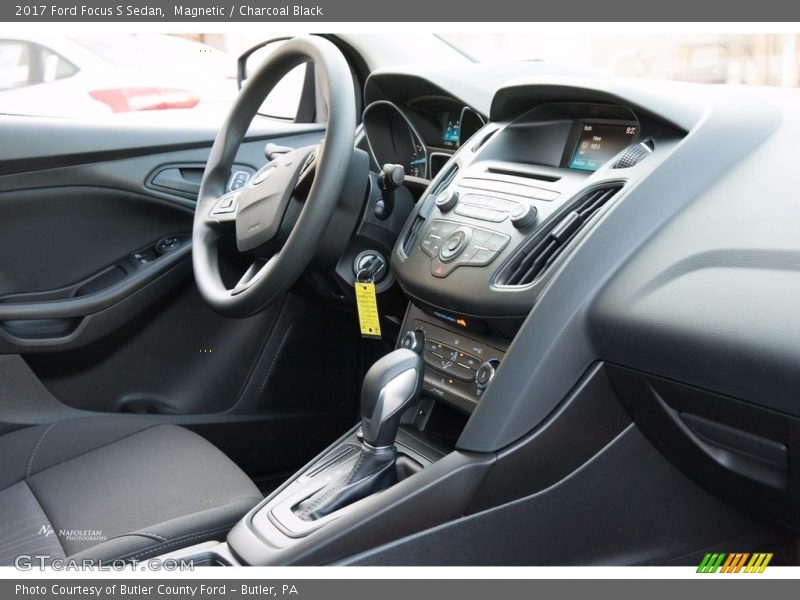 Magnetic / Charcoal Black 2017 Ford Focus S Sedan