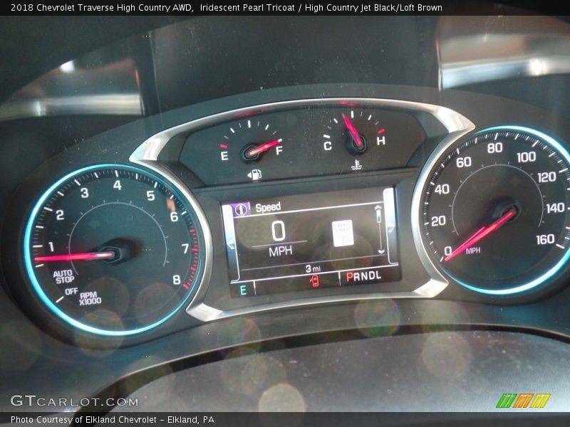 Iridescent Pearl Tricoat / High Country Jet Black/Loft Brown 2018 Chevrolet Traverse High Country AWD