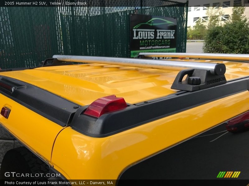 Yellow / Ebony Black 2005 Hummer H2 SUV