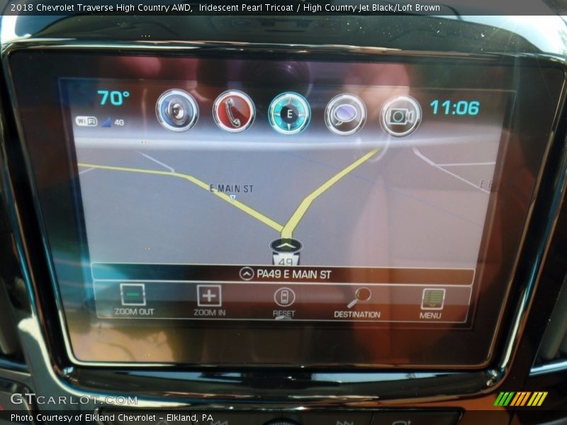 Iridescent Pearl Tricoat / High Country Jet Black/Loft Brown 2018 Chevrolet Traverse High Country AWD