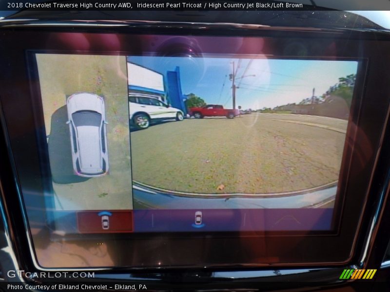 Iridescent Pearl Tricoat / High Country Jet Black/Loft Brown 2018 Chevrolet Traverse High Country AWD