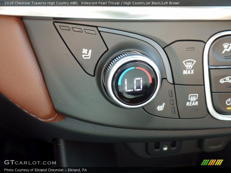 Iridescent Pearl Tricoat / High Country Jet Black/Loft Brown 2018 Chevrolet Traverse High Country AWD