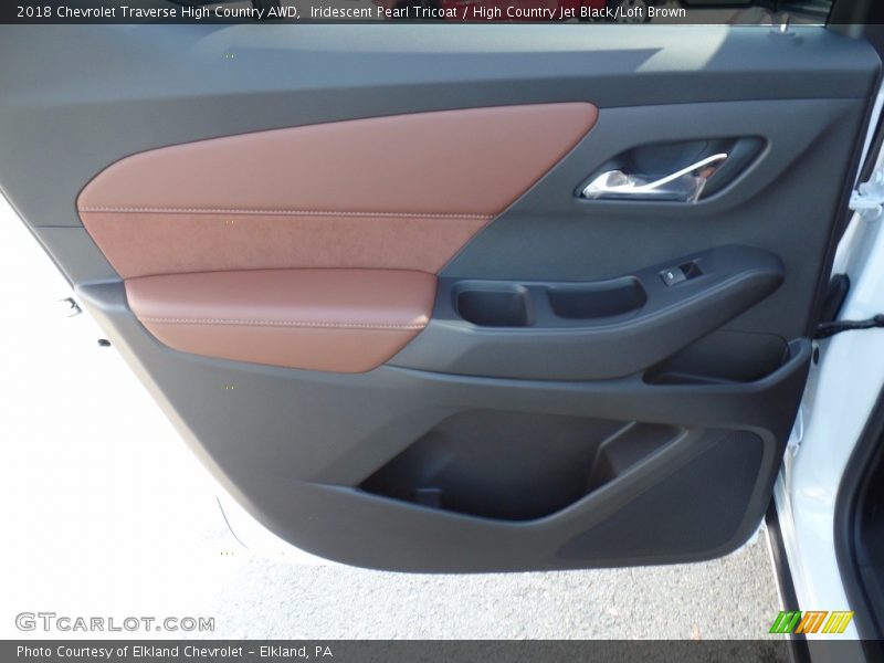 Iridescent Pearl Tricoat / High Country Jet Black/Loft Brown 2018 Chevrolet Traverse High Country AWD