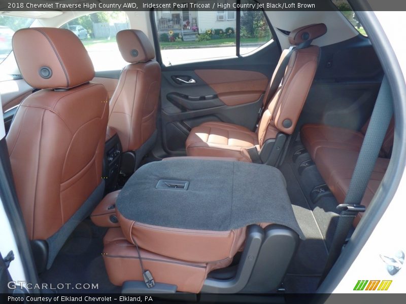 Iridescent Pearl Tricoat / High Country Jet Black/Loft Brown 2018 Chevrolet Traverse High Country AWD