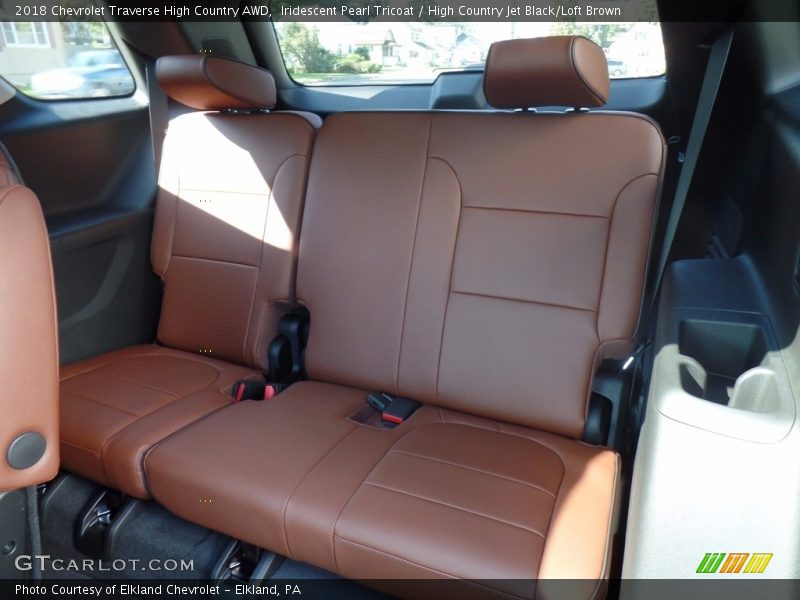 Iridescent Pearl Tricoat / High Country Jet Black/Loft Brown 2018 Chevrolet Traverse High Country AWD