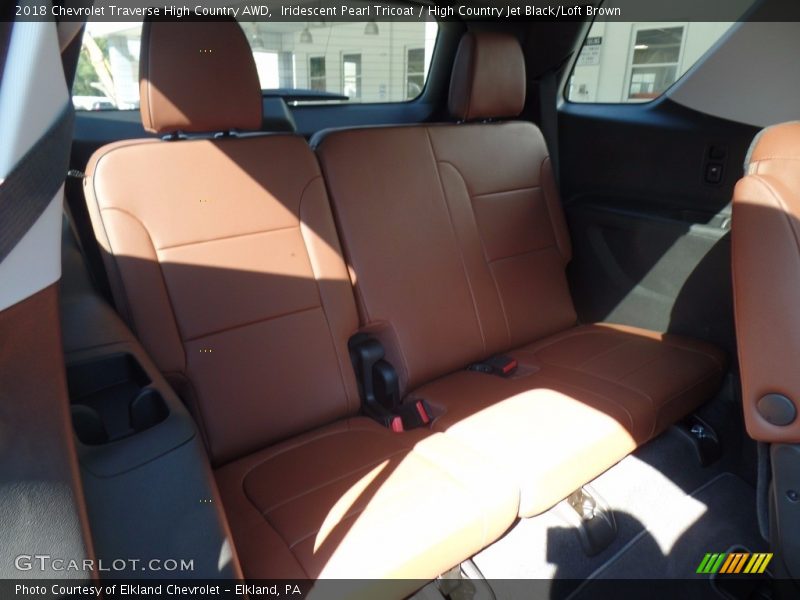 Iridescent Pearl Tricoat / High Country Jet Black/Loft Brown 2018 Chevrolet Traverse High Country AWD