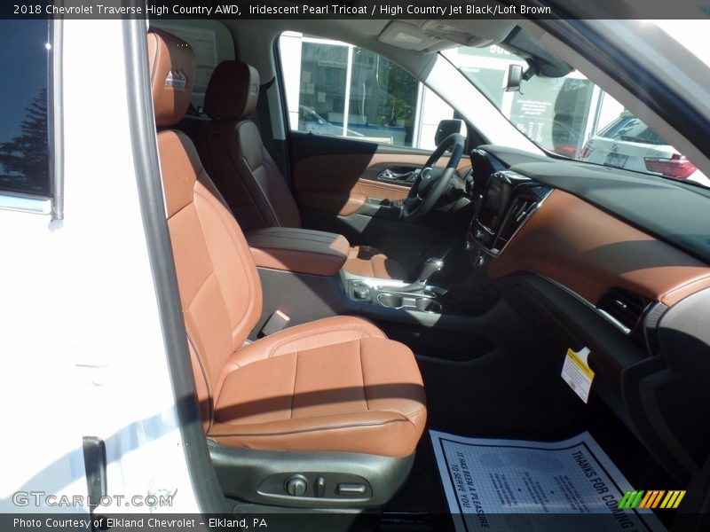 Iridescent Pearl Tricoat / High Country Jet Black/Loft Brown 2018 Chevrolet Traverse High Country AWD