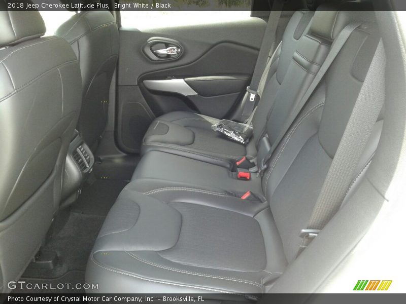 Bright White / Black 2018 Jeep Cherokee Latitude Plus