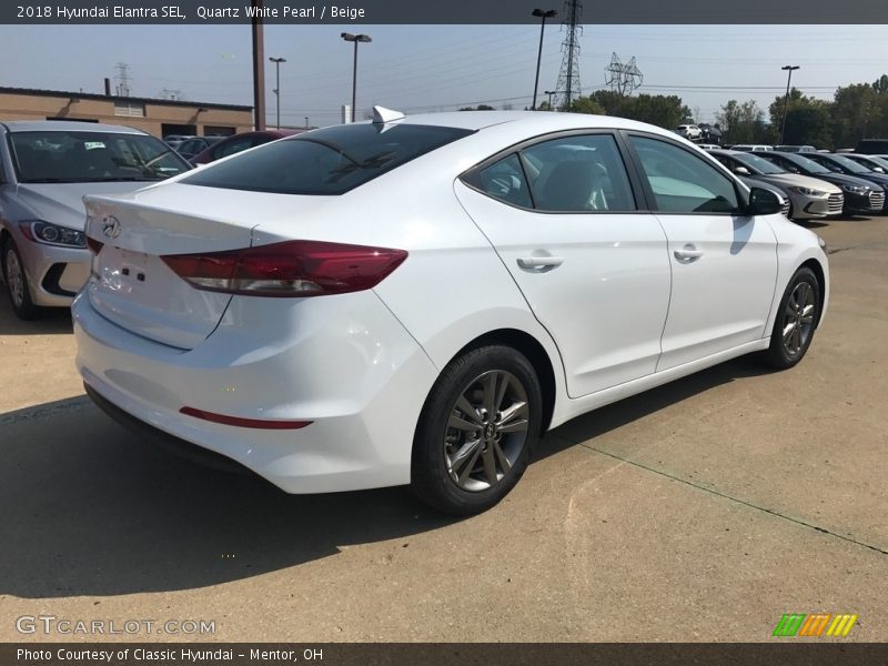 Quartz White Pearl / Beige 2018 Hyundai Elantra SEL